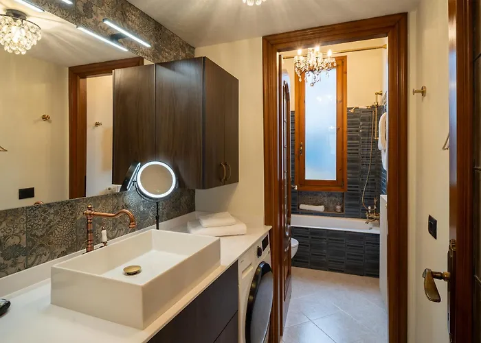 Charming Close To The Center * San Remo